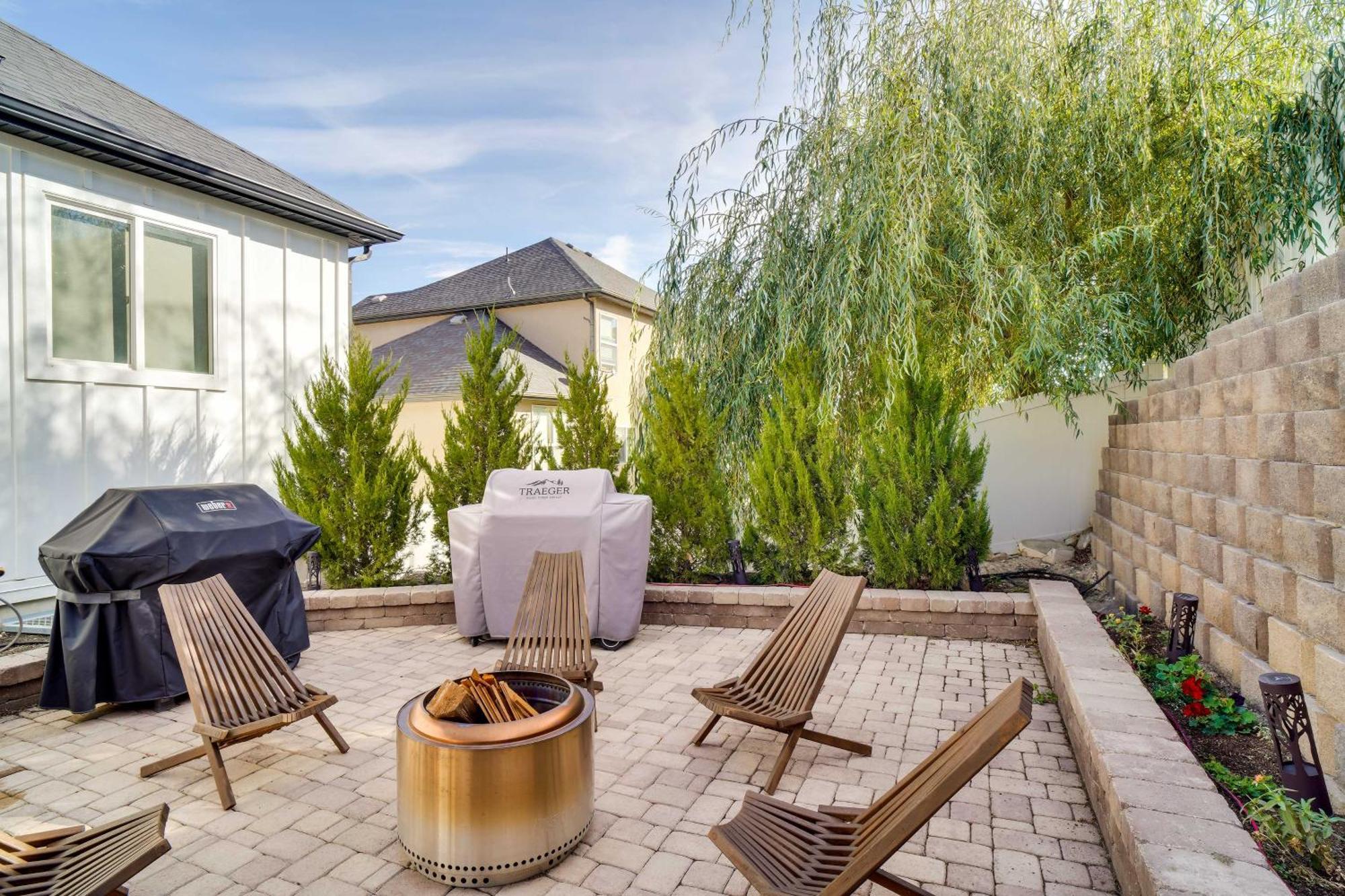 Contemporary Home With Grill Near Utah Lake! Saratoga Springs Exteriér fotografie